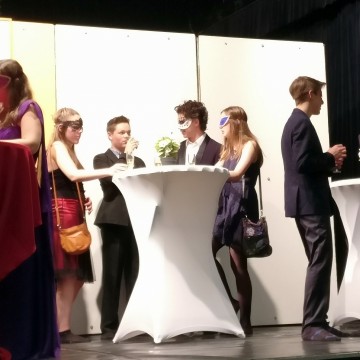 De Butler heeft het niet gedaan (4) - Toneelvereniging Plankenkoorts 